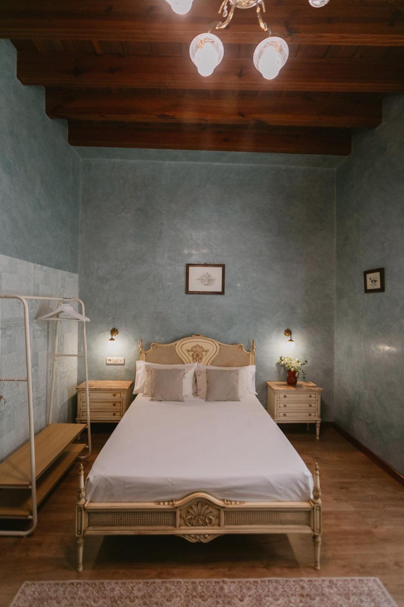 Komodo Casa Maravillas Rooms Севилья Экстерьер фото